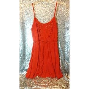 Gianni BINI Super cute sassy studded dress